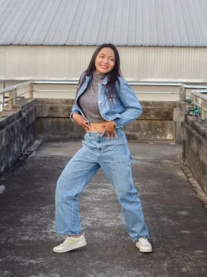 Accessorize Like a Pro: Complete Your Casual Outfit - Cover Image
