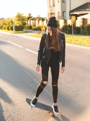 Stylish Athleisure Outfits: 7 Comfortable & Chic Ideas for US Fashion - Cover Image