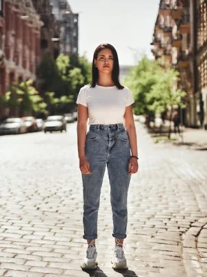 Casual Chic: 5 Ways to Style a Basic White T-Shirt - Cover Image