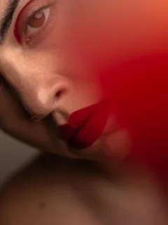 Discover the 5 Trending Lipstick Shades for a Confident 2025 Look - Cover Image