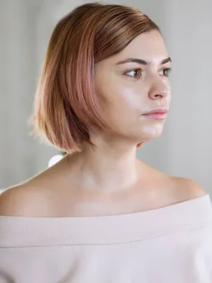The Ultimate Guide to Contouring: Slim Your Face by 15% - Cover Image