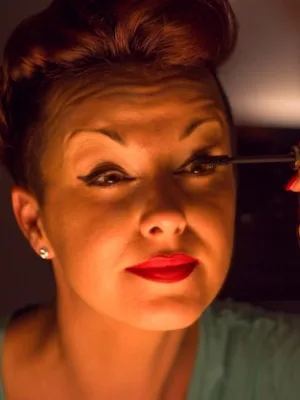 Is Your Makeup Aging You? 3 Mistakes to Avoid in 2025 - Cover Image