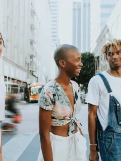 Gender-Neutral Fashion: Redefining US Wardrobes with Fluid Styles - Cover Image