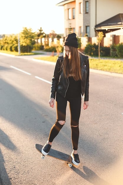 Stylish Athleisure Outfits: 7 Comfortable & Chic Ideas for US Fashion