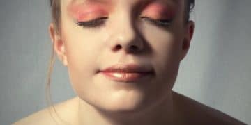 Avoid These 5 Makeup Mistakes That Age You - Cover Image