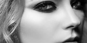 The Secret to a Perfect Smoky Eye: Beginner's Tutorial - Cover Image