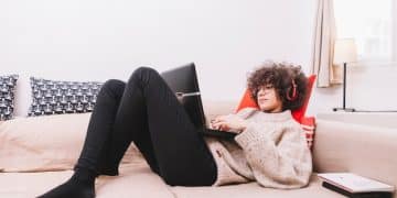 Athflow Trend: How Comfortable Workwear is Changing US Fashion - Cover Image