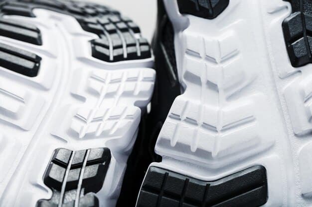 Close-up of an athletic shoe with advanced cushioning technology. The cushioning system features visible air pockets and adaptive foam layers. The shoe is designed to highlight its ergonomic construction and high-performance materials, suitable for running or training.
