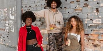 Gender-Neutral Fashion 2025: Reshaping US Clothing Market - Cover Image