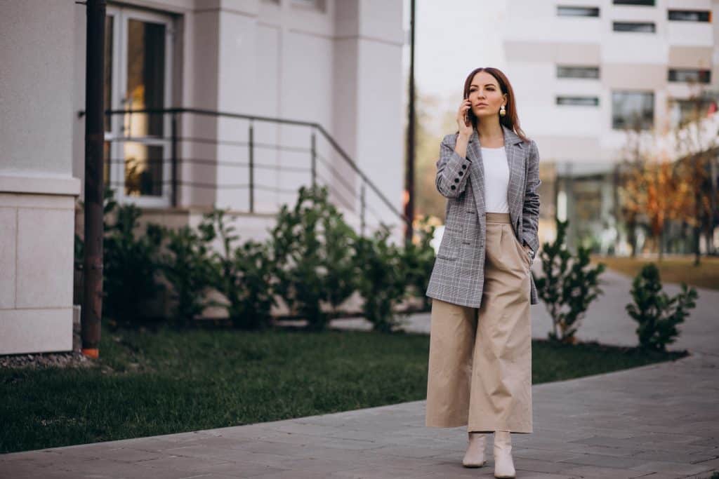 Casual Work-From-Home Outfits 2026: 6 Polished Looks